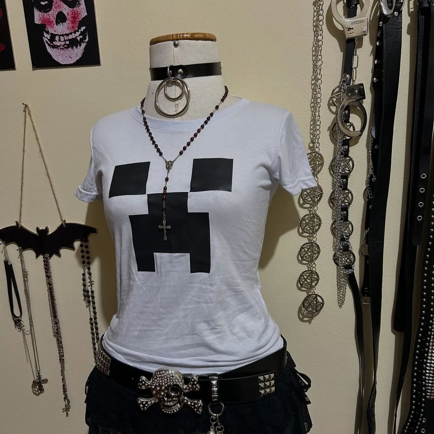 Y2K Graphic Baby Tee Crop - Estetyka ubrań Harajuku z lat 2000,